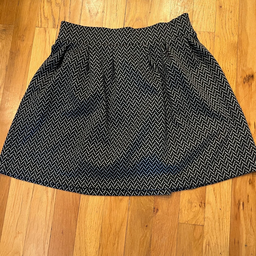 Candie's Black and White Zigzag A-Line Skirt